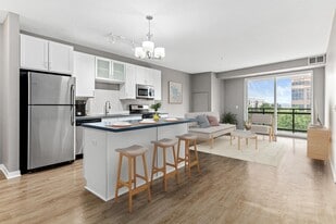 Arcata Apartments in Minneapolis, MN - Building Photo