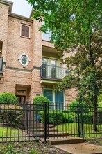 4230 Holland Ave in Dallas, TX - Building Photo - Building Photo