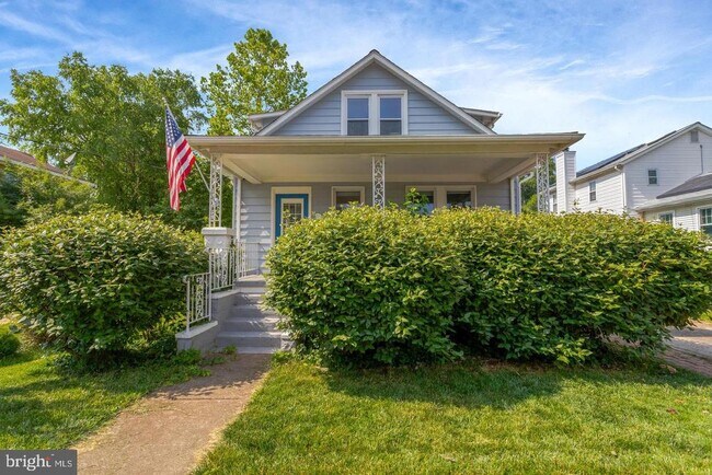 property at 915 20th St S