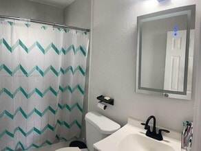 1210 NW 2nd St-Unit -2 in Fort Lauderdale, FL - Building Photo - Building Photo