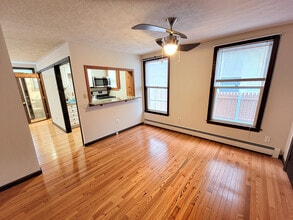 10 High St, Unit 1 in Malden, MA - Building Photo - Building Photo