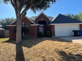 11 N 47th St in McAllen, TX - Building Photo