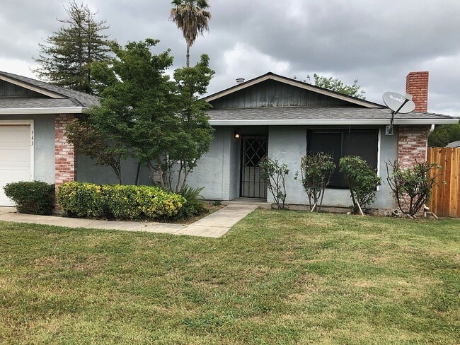 545 Bluefield Ave