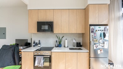 11 Herkimer St, Unit 6d in Brooklyn, NY - Foto de edificio - Building Photo