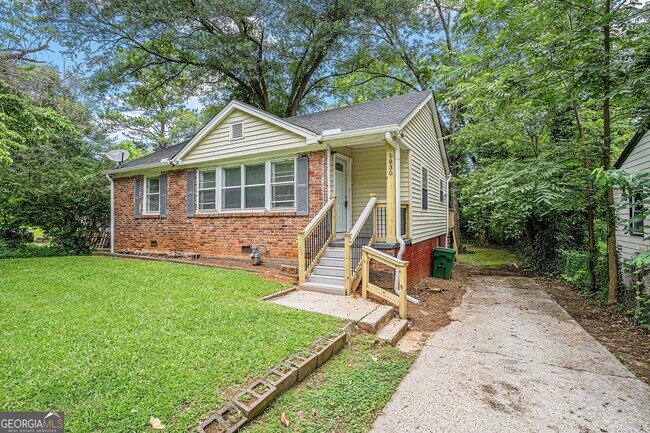 1830 Meadow Ln in Decatur, GA - Building Photo - Building Photo