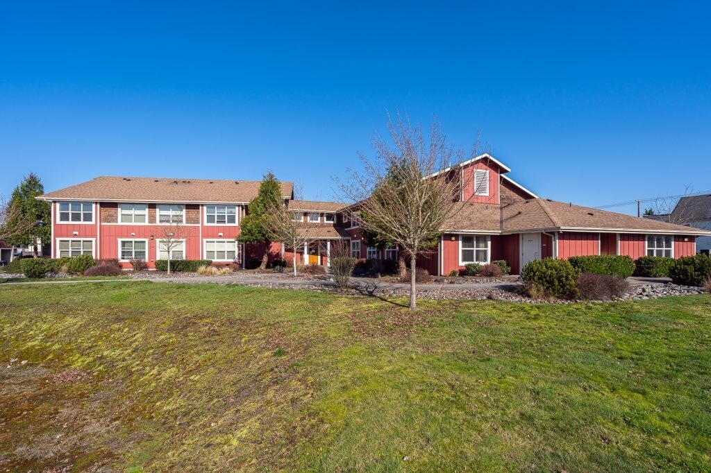 Reliable Place Apartments in Centralia, WA - Building Photo