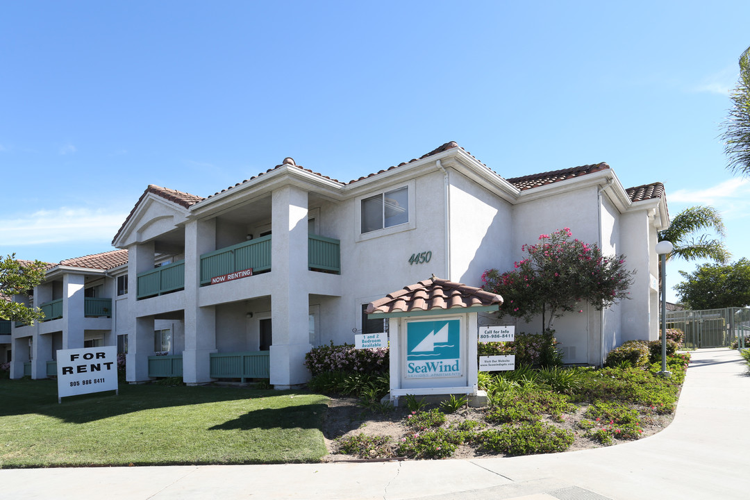 Seawind Seniors Apartments in Oxnard, CA - Building Photo