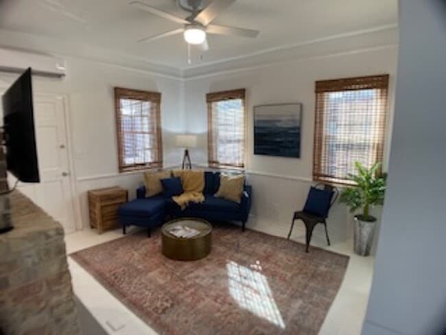 property at 8 Orrs Ct