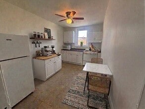 4555 Bleigh Ave in Philadelphia, PA - Building Photo - Building Photo