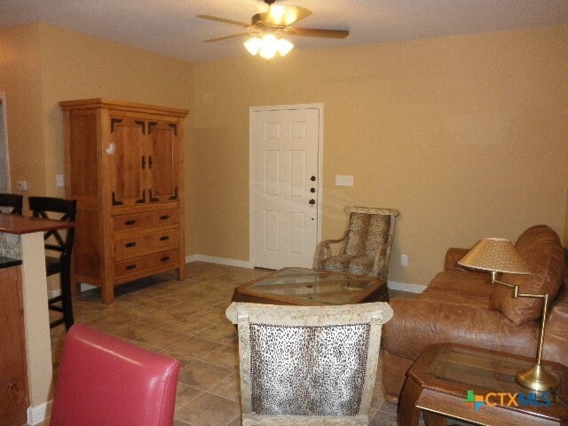 property at 314 E Hutchison St