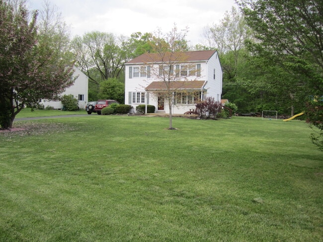 1655 Clearview Ave in Blue Bell, PA - Building Photo - Building Photo