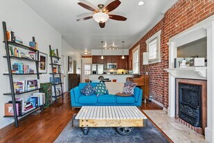 1438 Franklin St in Denver, CO - Building Photo