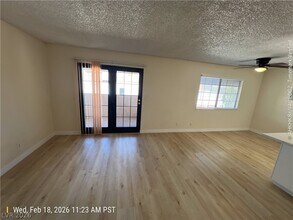 4310 Sanderling Cir in Las Vegas, NV - Building Photo - Building Photo