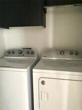 1722 W Denise Dr, Unit 1 in Pharr, TX - Building Photo - Building Photo