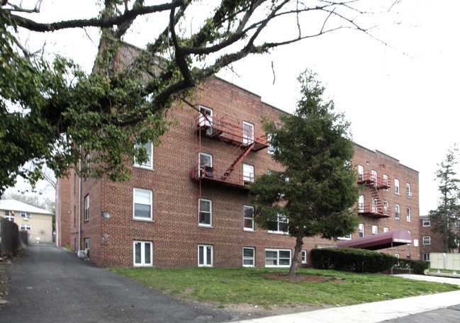 Waverly Place in Elizabeth, NJ - Building Photo - Building Photo