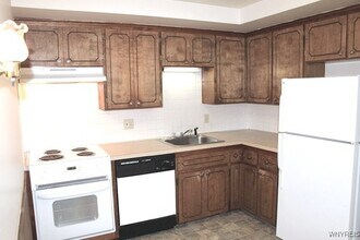 21 Apt #8 Vinson Dr in Amherst, NY - Building Photo - Building Photo