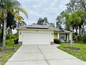 208 Jennifer Dr in Rotonda West, FL - Building Photo - Building Photo