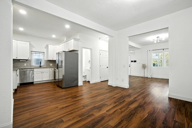 property at 530 Maryland Ave