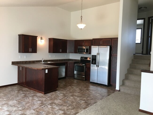 property at 931 30th Ave W