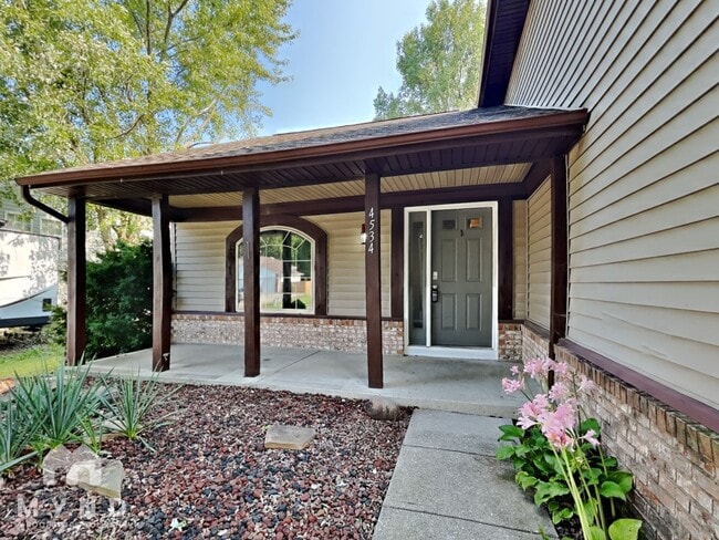 4534 Stone Mill Dr in Indianapolis, IN - Building Photo - Building Photo