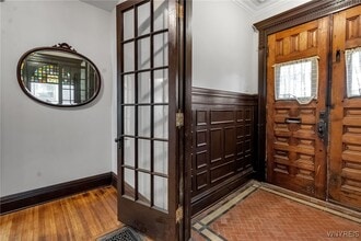 45 St Johns Pl in Buffalo, NY - Building Photo - Building Photo
