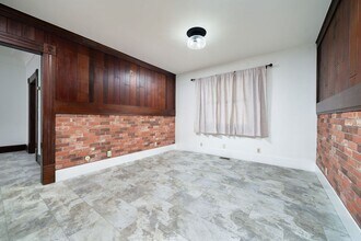 27171 Pacific St in Highland, CA - Building Photo - Building Photo