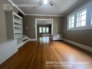 3079 Meadowbrook Blvd in Cleveland Heights, OH - Building Photo - Building Photo