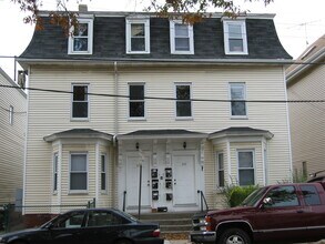 363 Windsor St, Unit 359-3 in Cambridge, MA - Building Photo - Building Photo