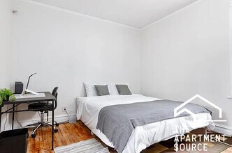 5021 W Belden St, Unit 2W in Chicago, IL - Foto de edificio - Building Photo