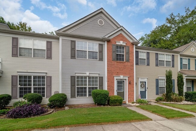 6929 Rothchild Dr in Charlotte, NC - Building Photo - Building Photo