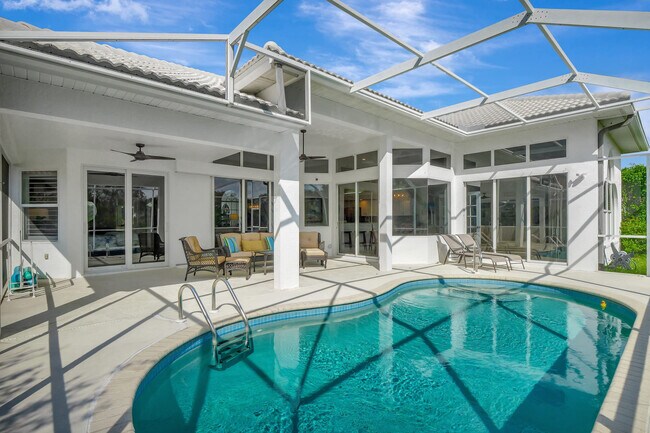 1934 Timberline Dr in Naples, FL - Building Photo - Building Photo