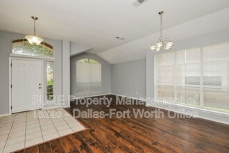 6208 Bowin Dr in Fort Worth, TX - Building Photo - Building Photo