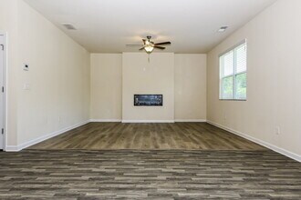 291 Hamilton Pointe Dr in Mcdonough, GA - Foto de edificio - Building Photo