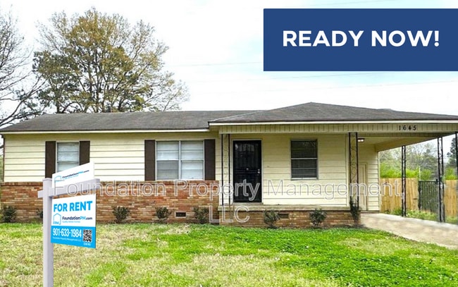 property at 1645 Kilarney Ave