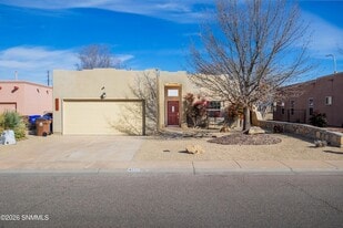 4032 Cll De Estrellas in Las Cruces, NM - Building Photo