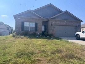 270 Lilly Dr in Oakland, TN - Building Photo