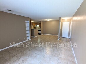 8160 Stonebrook Dr in Pensacola, FL - Building Photo - Building Photo