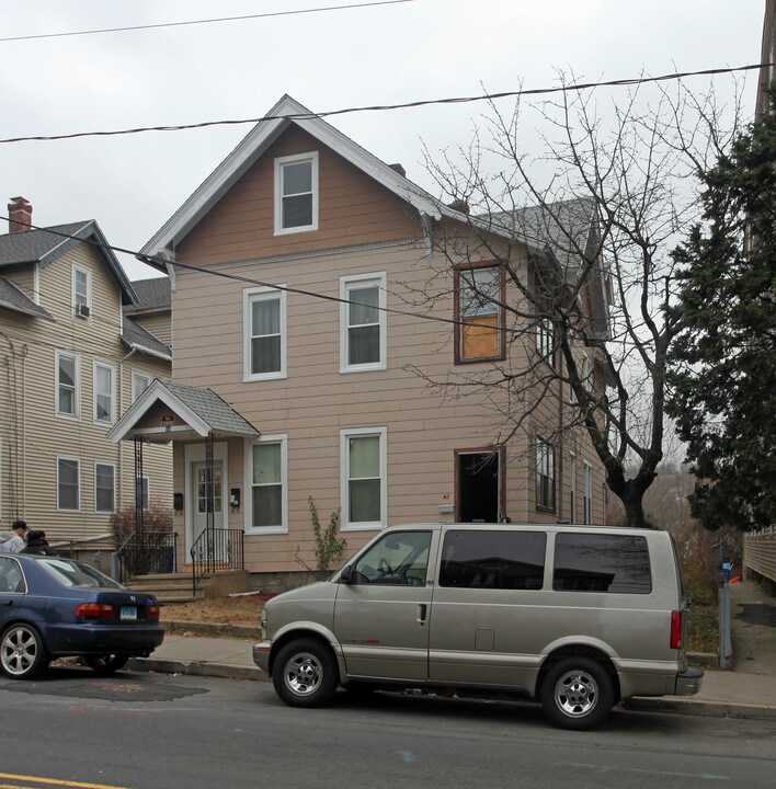 42-44 Hill St in Waterbury, CT - Building Photo