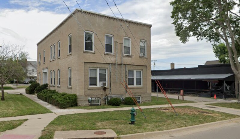 127 11th St SW in Cedar Rapids, IA - Building Photo