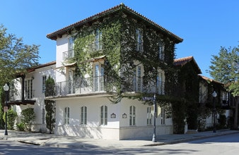 Hannibal Square in Winter Park, FL - Foto de edificio - Building Photo