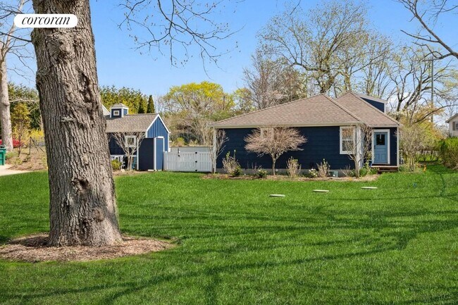 57 Palmer Terrace in Sag Harbor, NY - Building Photo - Building Photo