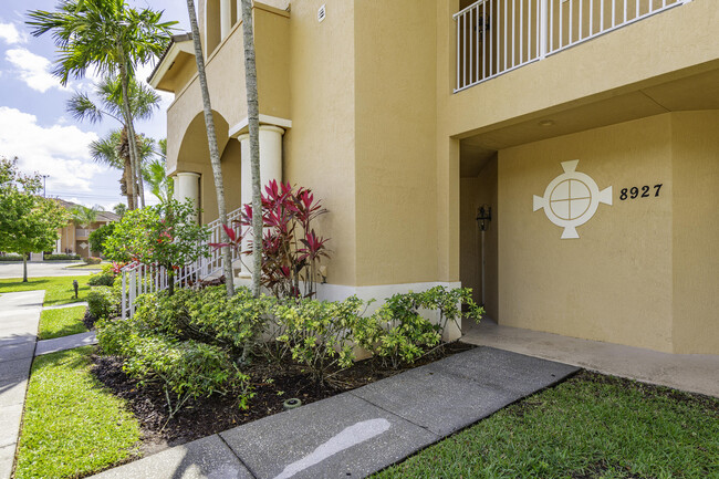 8927 Sandshot Ct in Port St. Lucie, FL - Building Photo - Building Photo