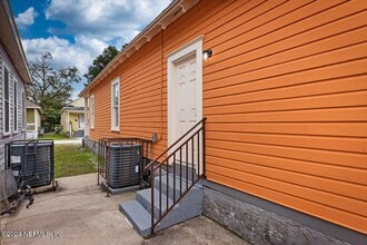 1950 Redell St in Jacksonville, FL - Building Photo - Building Photo