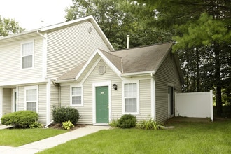 Traditions of Holland in Holland, MI - Building Photo - Building Photo