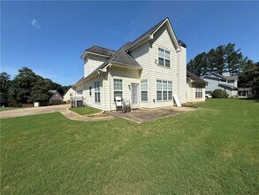 430 Ruby Forest Pkwy in Suwanee, GA - Building Photo - Building Photo