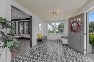 12 Risley Pl in New Rochelle, NY - Building Photo - Building Photo
