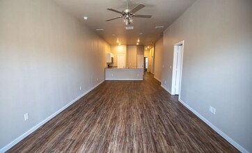 2115 N Avenue J, Unit Cypress - 2115 N Ave J Unit B in Lubbock, TX - Building Photo - Building Photo