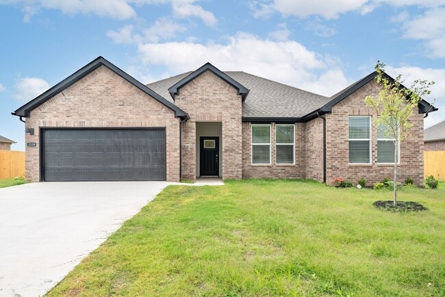 2239 Riggins Ave in Pea Ridge, AR - Building Photo - Building Photo
