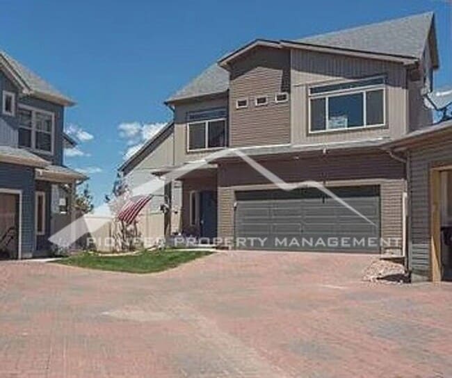 6684 Thicket Pass Ln in Colorado Springs, CO - Foto de edificio - Building Photo