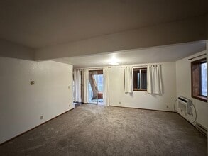 603 N 6th St, Unit 3 in Payette, ID - Foto de edificio - Building Photo